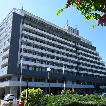 Hotel Szieszta Šoproň Exteriér fotografie