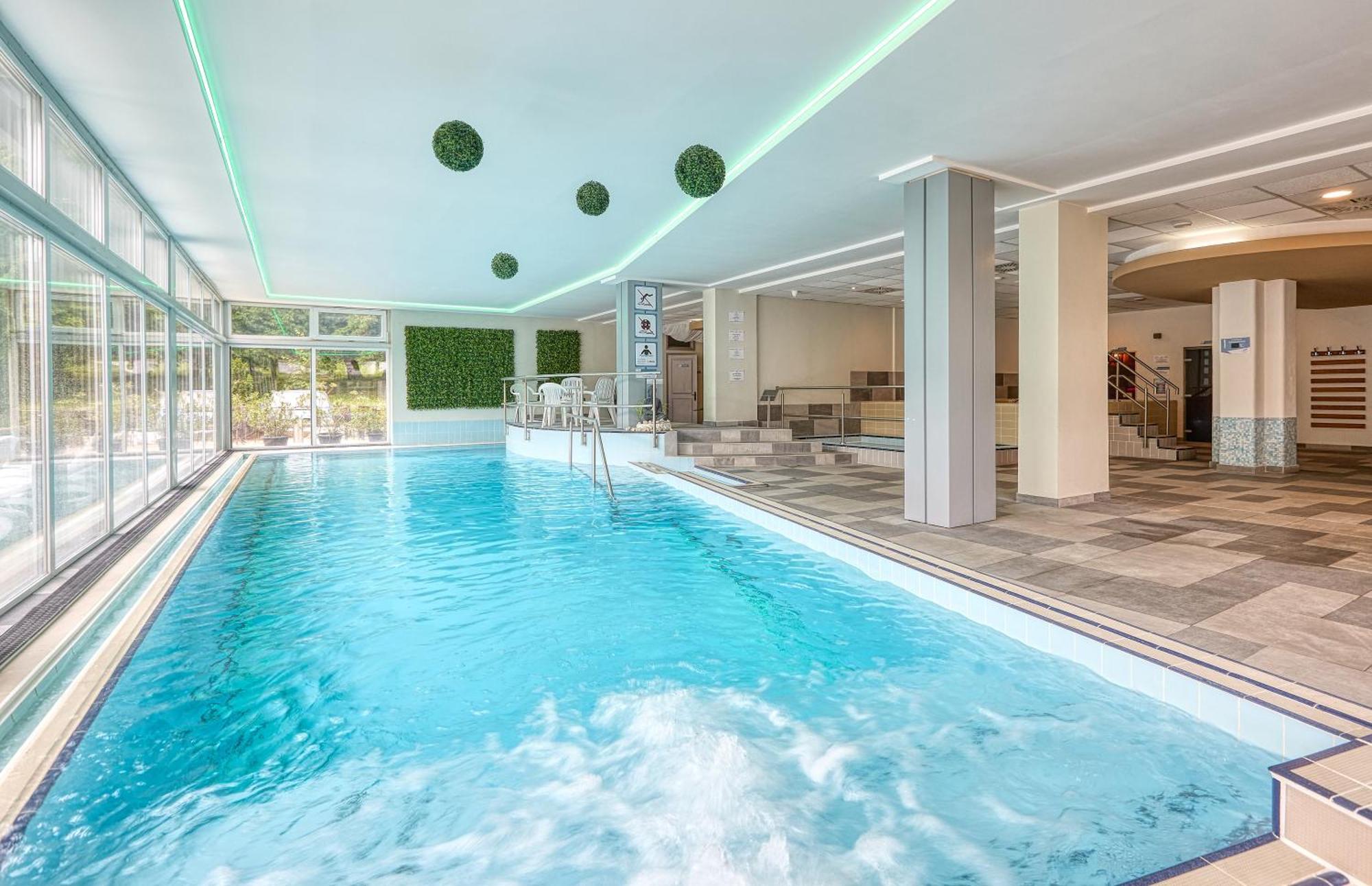 Hotel Szieszta Šoproň Exteriér fotografie