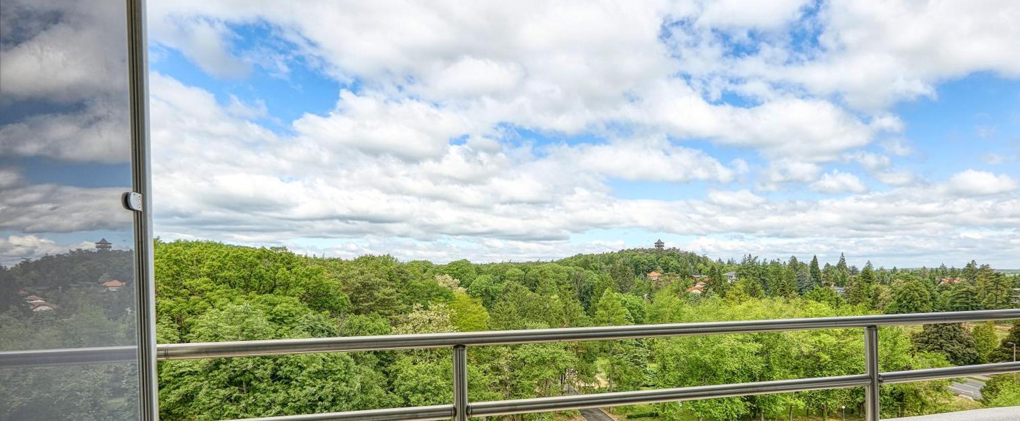 Hotel Szieszta Šoproň Exteriér fotografie