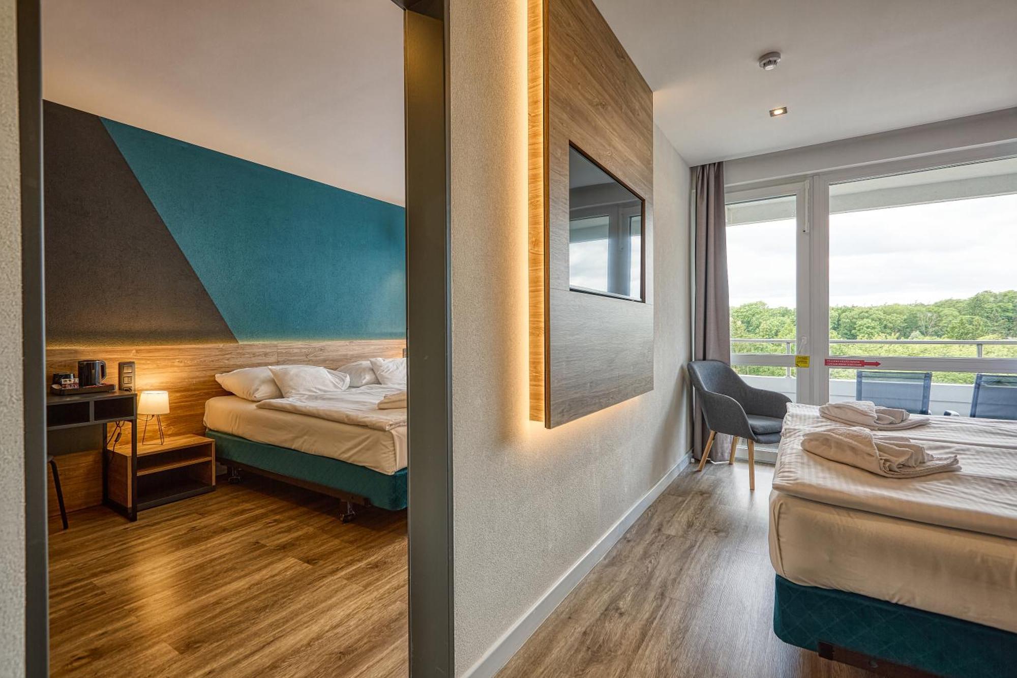 Hotel Szieszta Šoproň Exteriér fotografie