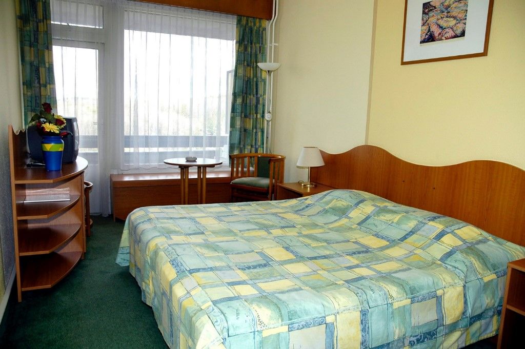 Hotel Szieszta Šoproň Exteriér fotografie