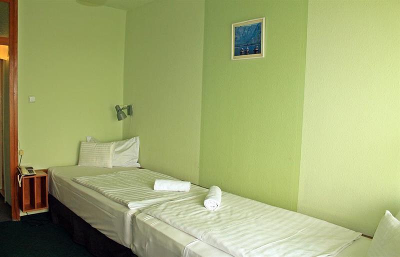 Hotel Szieszta Šoproň Exteriér fotografie